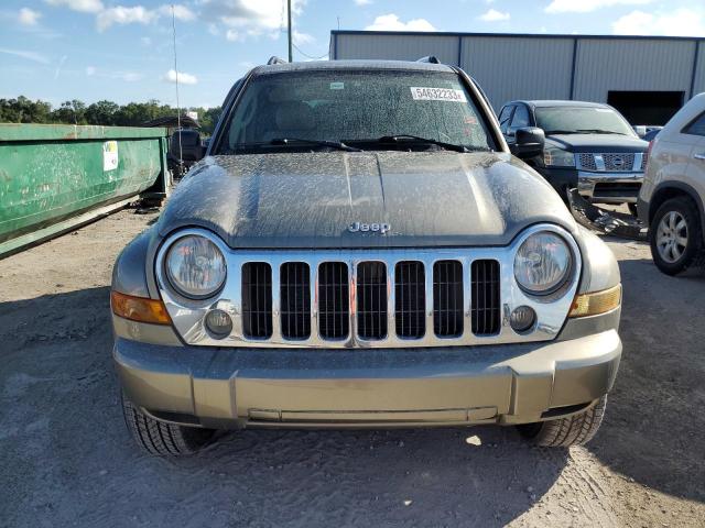 Photo 5 from auction – 2005 JEEP LIBERTY LI with VIN 1J4GL58K45W545352