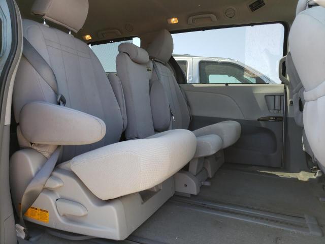Photo 11 from auction – 2013 TOYOTA SIENNA LE with VIN 5TDKK3DC4DS301611