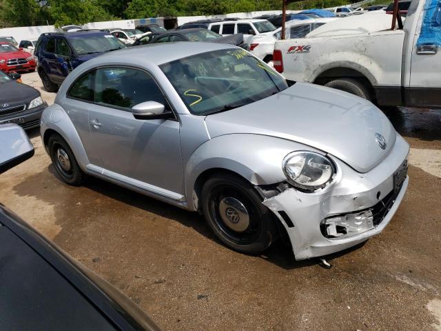 Photo 4 from auction – 2013 VOLKSWAGEN BEETLE with VIN 3VWHX7AT3DM646262