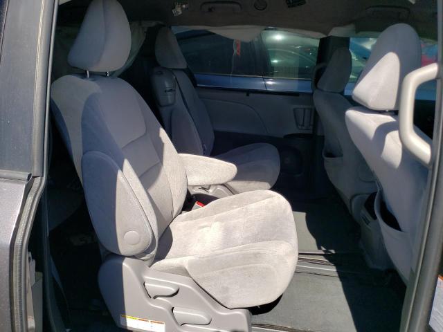 Photo 11 from auction – 2015 TOYOTA SIENNA LE with VIN 5TDKK3DC4FS634121