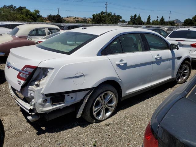 Photo 3 from auction – 2017 FORD TAURUS SEL with VIN 1FAHP2H86HG110886