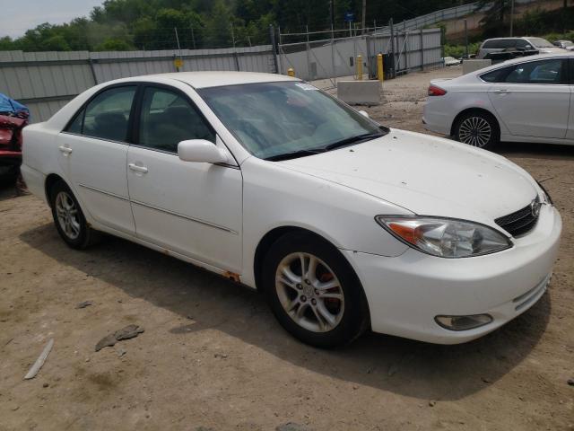 Photo 4 from auction – 2004 TOYOTA CAMRY LE with VIN 4T1BE30K14U305885
