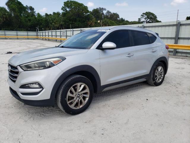 HYUNDAI TUCSON LIM 2017 with VIN KM8J33A43HU296565 - Photo from auction