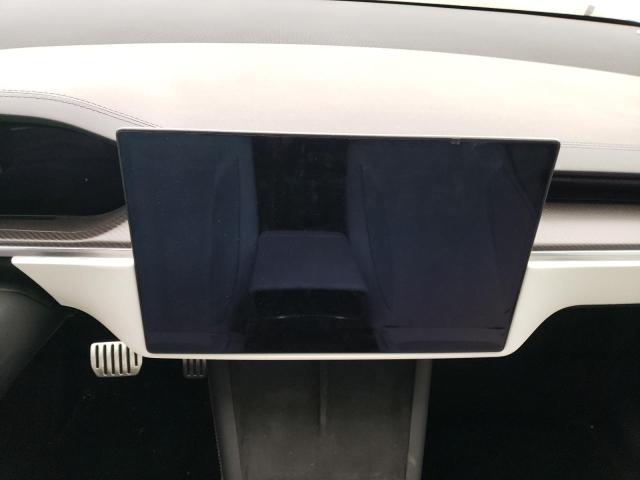 Photo 9 from auction – 2022 TESLA MODEL X with VIN 7SAXCBE60NF333146