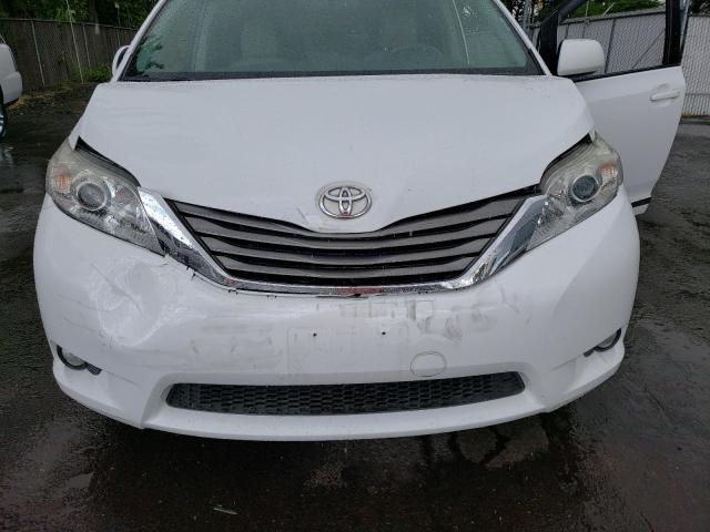 Photo 12 from auction – 2012 TOYOTA SIENNA XLE with VIN 5TDDK3DC9CS042797