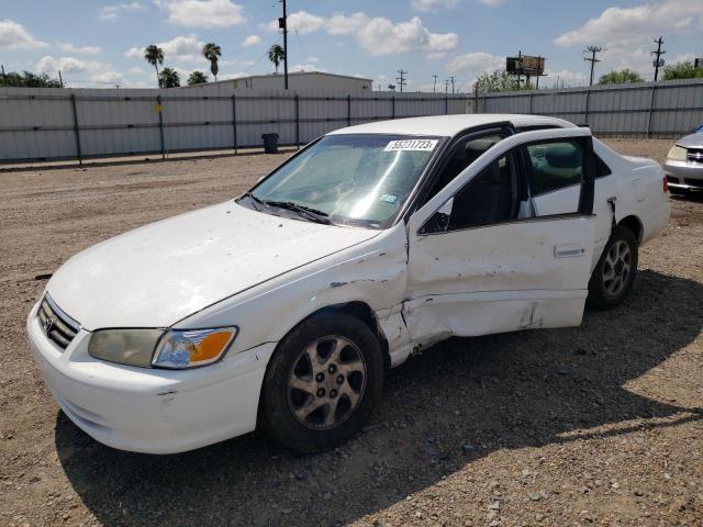 Photo 1 from auction – 2000 TOYOTA CAMRY CE with VIN 4T1BG22K5YU930586
