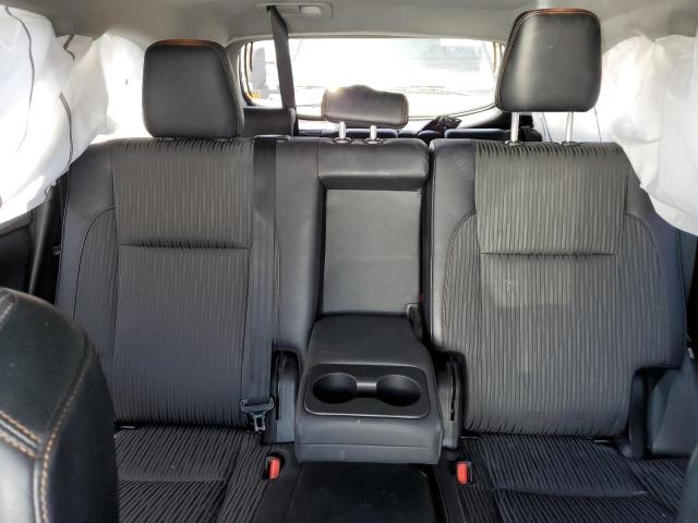 Photo 10 from auction – 2018 TOYOTA HIGHLANDER with VIN 5TDBZRFH2JS914054