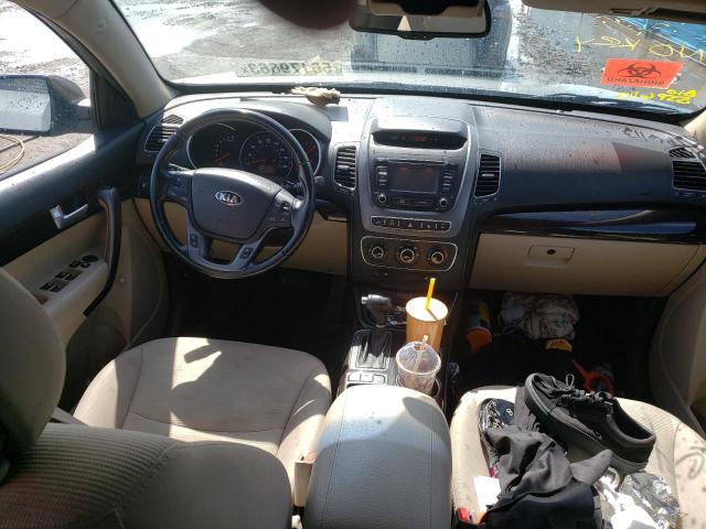 Photo 8 from auction – 2015 KIA SORENTO LX with VIN 5XYKTCA60FG562987