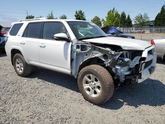 Photo 4 from auction – 2018 TOYOTA 4RUNNER SR with VIN JTEBU5JR3J5504159