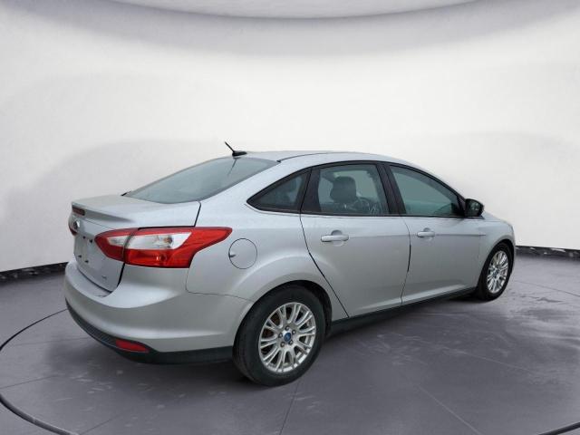 Photo 3 from auction – 2012 FORD FOCUS SE with VIN 1FAHP3F22CL178509