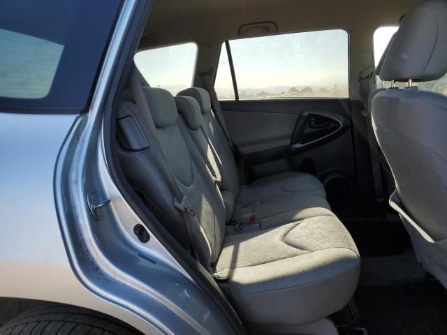 Photo 11 from auction – 2010 TOYOTA RAV4 with VIN 2T3KF4DV8AW021552