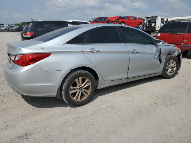 Photo 3 from auction – 2013 HYUNDAI SONATA GLS with VIN 5NPEB4AC9DH628759
