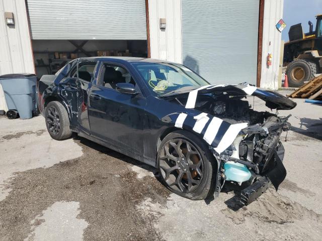 Photo 4 from auction – 2019 CHRYSLER 300 TOURIN with VIN 2C3CCAAGXKH613459