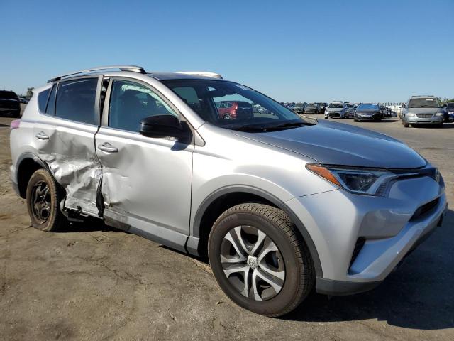 Photo 4 from auction – 2017 TOYOTA RAV4 LE with VIN 2T3ZFREV7HW370416