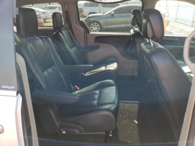 Photo 11 from auction – 2012 CHRYSLER TOWN & COU with VIN 2C4RC1CG4CR338976