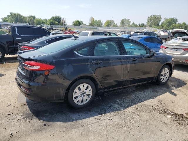 Photo 3 from auction – 2019 FORD FUSION S with VIN 3FA6P0G74KR133751