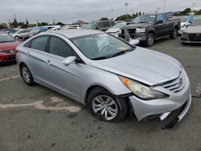 Photo 4 from auction – 2013 HYUNDAI SONATA GLS with VIN 5NPEB4AC9DH569129