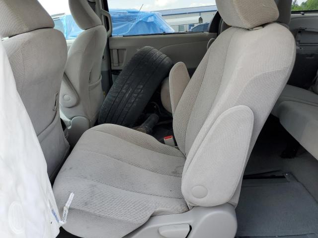 Photo 11 from auction – 2012 TOYOTA SIENNA LE with VIN 5TDJK3DC6CS040525