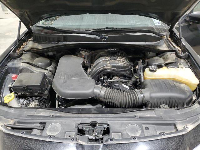 Photo 11 from auction – 2017 CHRYSLER 300 LIMITE with VIN 2C3CCAAG9HH580155
