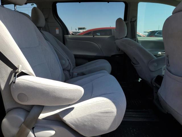 Photo 11 from auction – 2017 TOYOTA SIENNA LE with VIN 5TDKZ3DC9HS900649