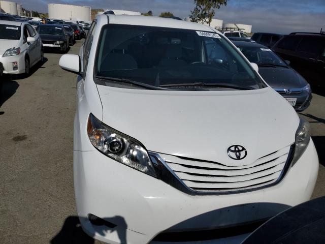 Photo 5 from auction – 2017 TOYOTA SIENNA LE with VIN 5TDKZ3DC5HS816036