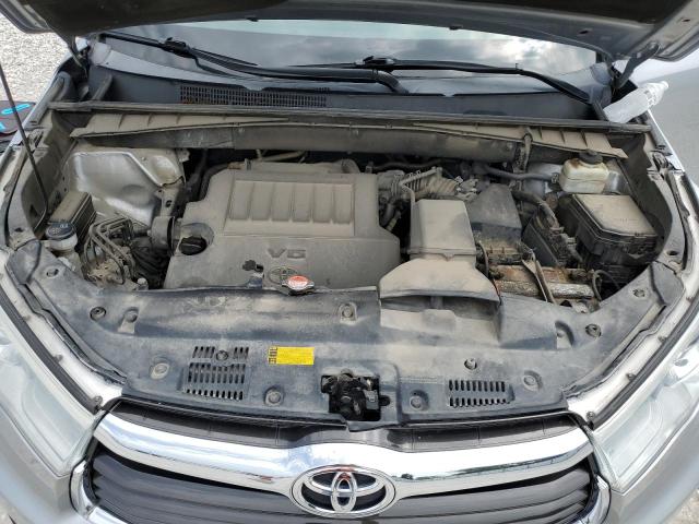 Photo 12 from auction – 2016 TOYOTA HIGHLANDER with VIN 5TDJKRFHXGS230104