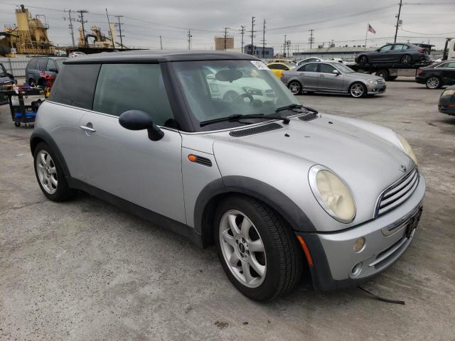 Photo 4 from auction – 2006 MINI COOPER with VIN WMWRC33556TK17877