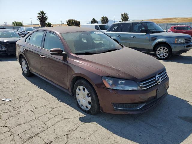 Photo 4 from auction – 2013 VOLKSWAGEN PASSAT S with VIN 1VWAP7A37DC022046