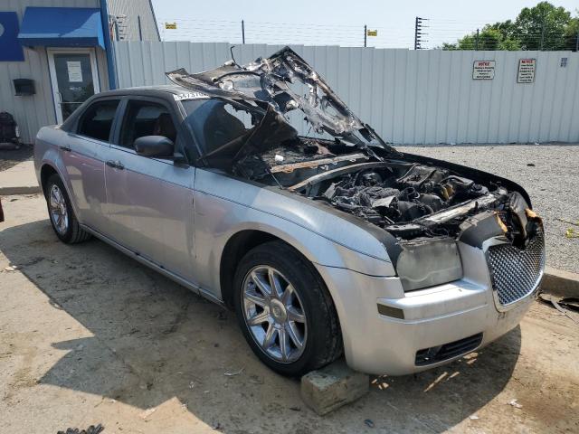 Photo 4 from auction – 2005 CHRYSLER 300 with VIN 2C3AA43R35H626944