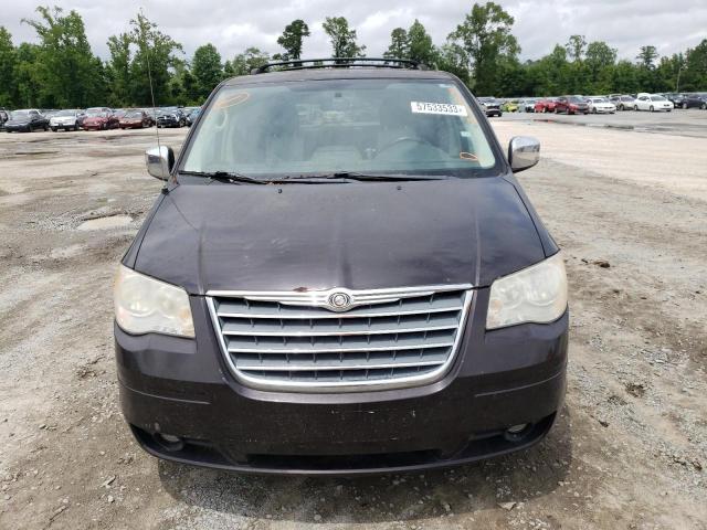 Photo 5 from auction – 2010 CHRYSLER TOWN & COU with VIN 2A4RR8D10AR395202