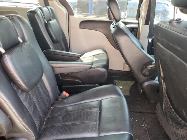 Photo 11 from auction – 2013 CHRYSLER TOWN & COU with VIN 2C4RC1CG0DR734081