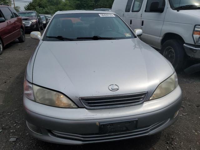 Photo 5 from auction – 2000 LEXUS ES 300 with VIN JT8BF28G4Y5087998