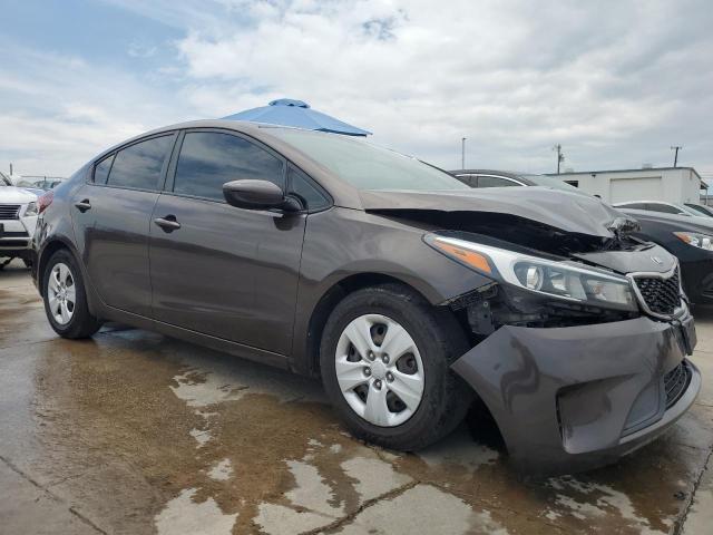 Photo 4 from auction – 2017 KIA FORTE LX with VIN 3KPFL4A79HE131371