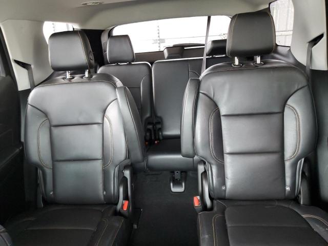 Photo 10 from auction – 2018 CHEVROLET TRAVERSE L with VIN 1GNERHKW0JJ144422