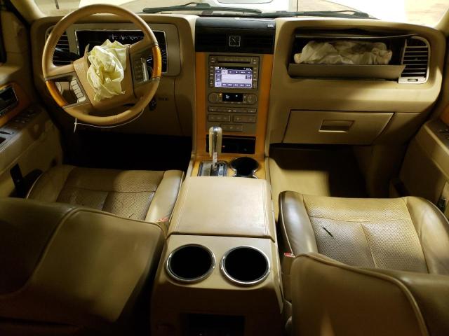 Photo 8 from auction – 2008 LINCOLN NAVIGATOR with VIN 5LMFL28578LJ19101