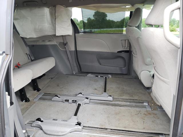 Photo 11 from auction – 2012 TOYOTA SIENNA LE with VIN 5TDKK3DC0CS261655