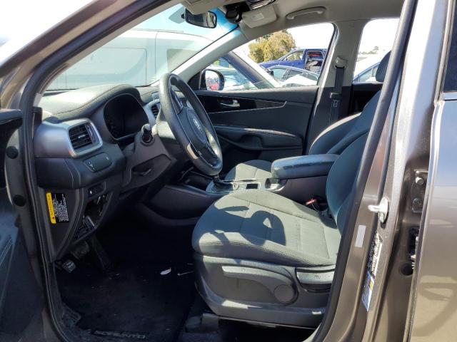 Photo 7 from auction – 2017 KIA SORENTO LX with VIN 5XYPGDA53HG311567