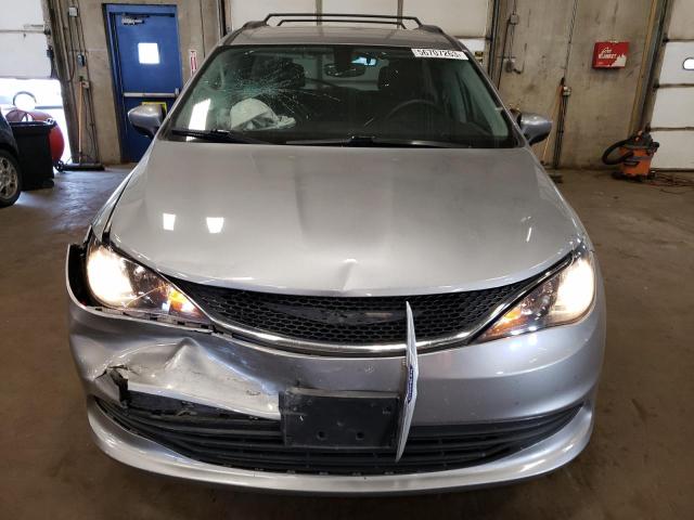 Photo 5 from auction – 2020 CHRYSLER VOYAGER LX with VIN 2C4RC1DG8LR264511