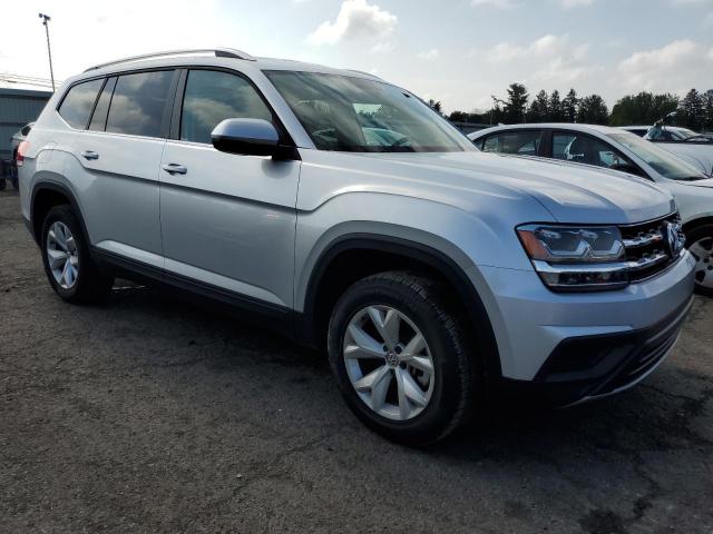 Photo 4 from auction – 2018 VOLKSWAGEN ATLAS S with VIN 1V2GR2CA0JC533050