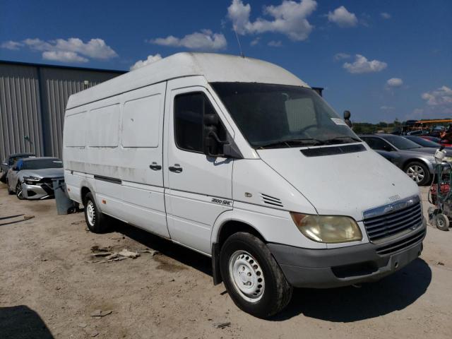 Photo 4 from auction – 2005 SPRINTER 2500 SPRIN with VIN WD2PD744955714307
