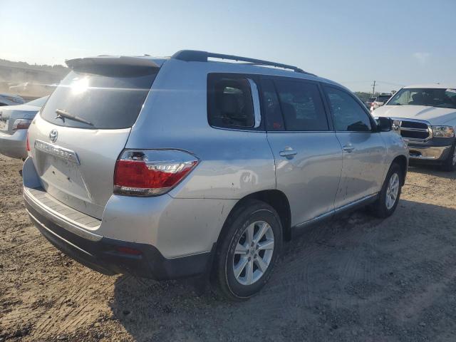 Photo 3 from auction – 2012 TOYOTA HIGHLANDER with VIN 5TDZK3EH6CS070914