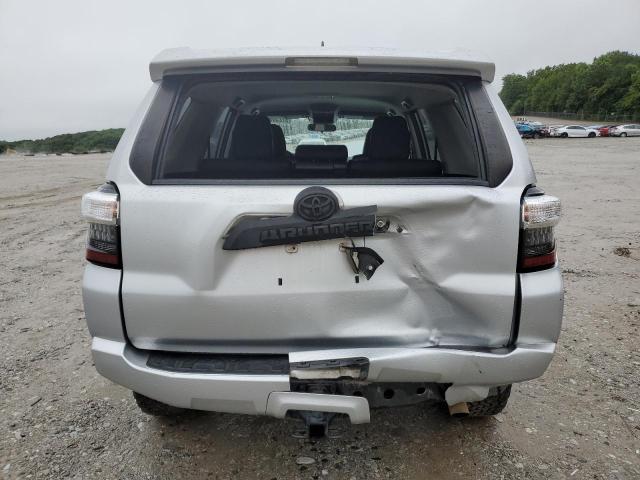 Photo 6 from auction – 2016 TOYOTA 4RUNNER SR with VIN JTEZU5JR8G5147925