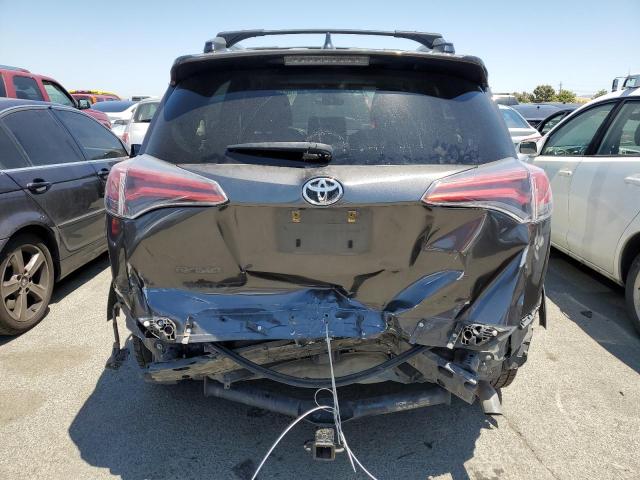 Photo 6 from auction – 2017 TOYOTA RAV4 LE with VIN JTMZFREV0HJ711640