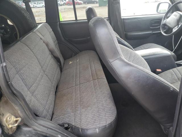 Photo 11 from auction – 2001 JEEP CHEROKEE S with VIN 1J4FT48S21L609017