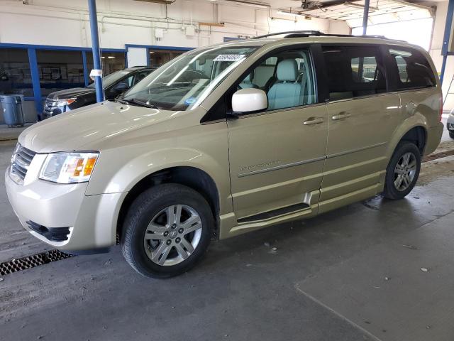DODGE GRAND CARA 2010 مع رقم تعريف المركبة 2D4RN5DX8AR498326 - صورة من المزاد