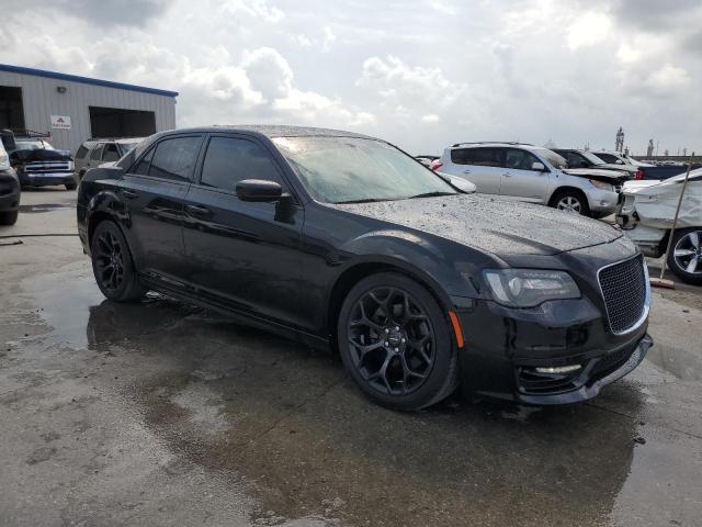 Photo 4 from auction – 2020 CHRYSLER 300 S with VIN 2C3CCABTXLH239092