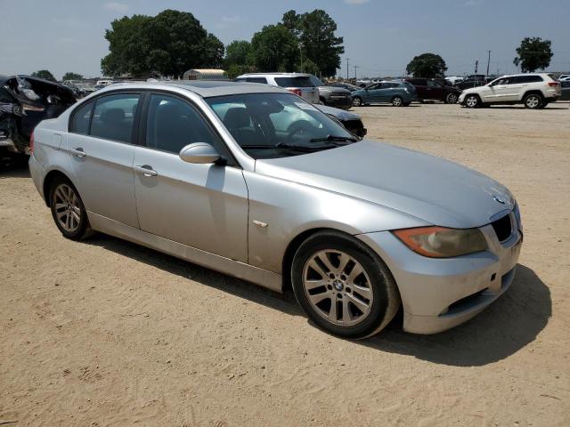 Photo 4 from auction – 2006 BMW 325 I with VIN WBAVB13506PT14824