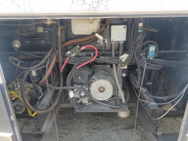 Photo 9 from auction – 2001 ROADMASTER RAIL EXECUTIVE with VIN 1RF12041011011926