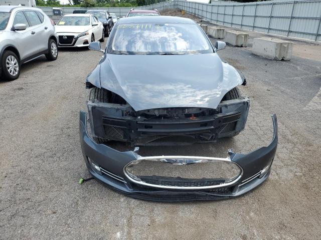 Photo 5 from auction – 2013 TESLA MODEL S with VIN 5YJSA1CN6DFP05525