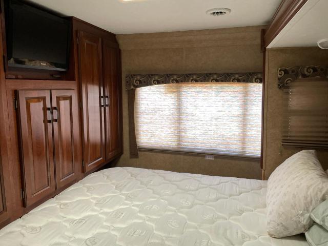 Photo 10 from auction – 2014 WILDWOOD SUNSEEKER with VIN 1FDXE4FS1EDA12539